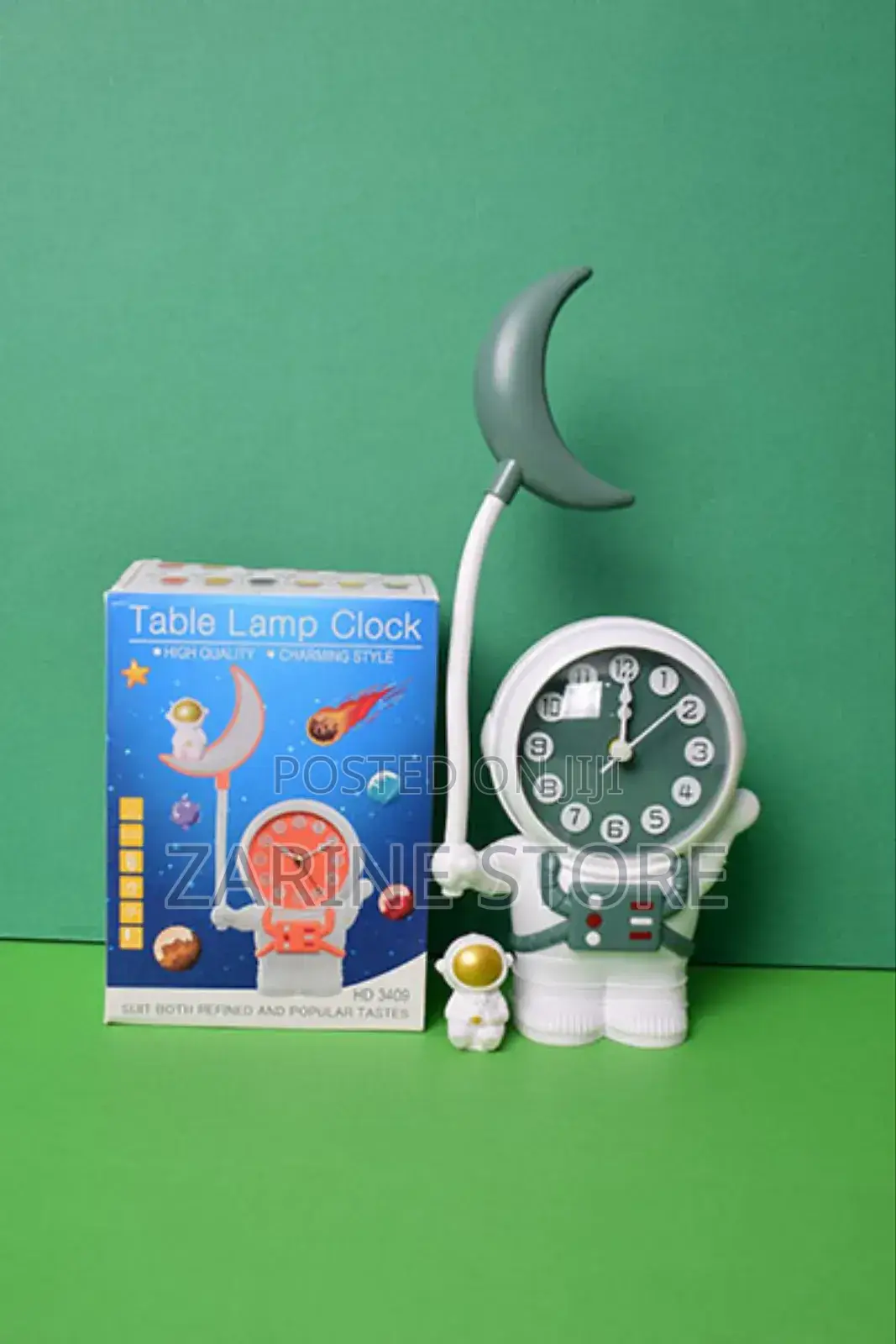 Table Clock With a Lamp Light It's Rechargeable