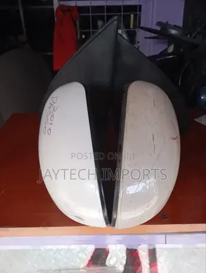 Toyota Passo Sidemirror