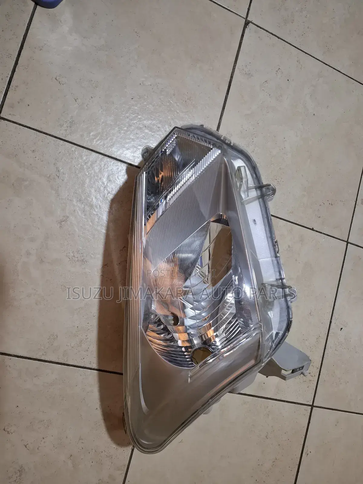 ISUZU Dmax Head Lamb New Model
