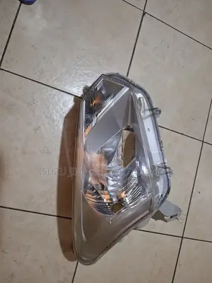 ISUZU Dmax Head Lamb New Model
