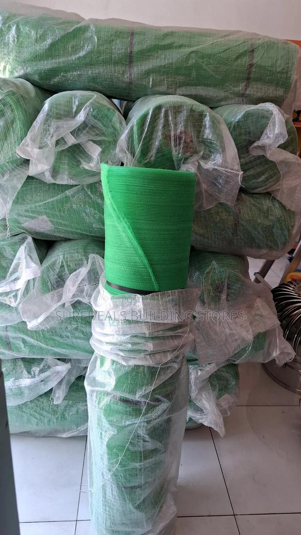 Building Construction Safety Netting-55% Privacy. - main view