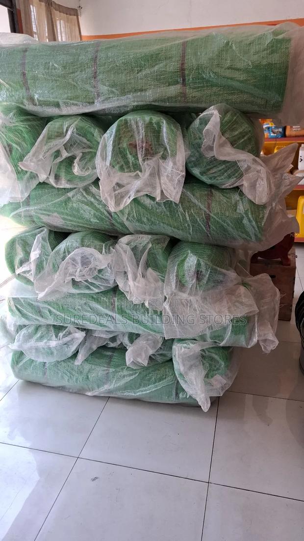 Building Construction Safety Netting-55% Privacy. - thumbnail 2