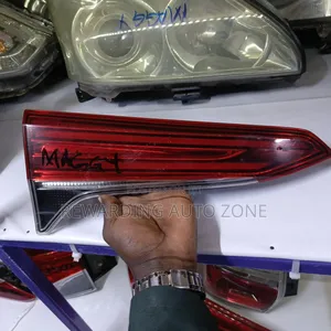 Fortuner New Model Bootlight.