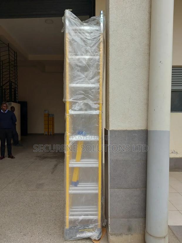 4by8/32ft/9.8m Fibreglass Multipurpose Ladder