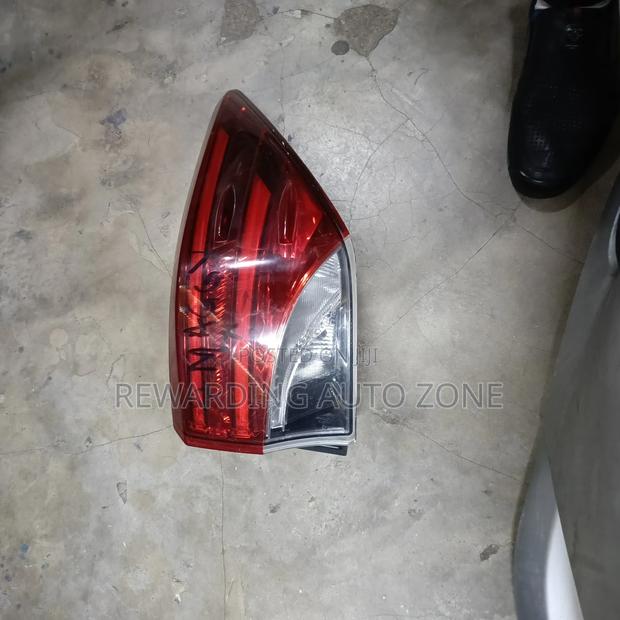 Fortuner New Model Taillight. - thumbnail 2