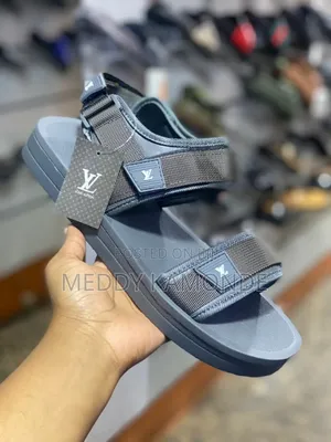 Louis Button Open Shoes