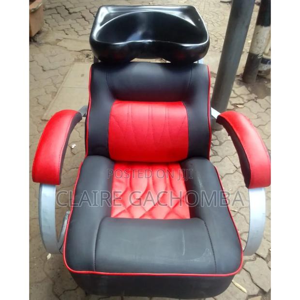 Salon Sink With Chair - main view