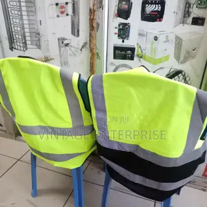 Reflector**Safety Reflector**