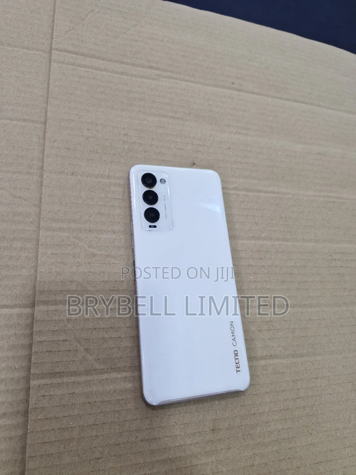 Tecno Camon 18 128 GB White