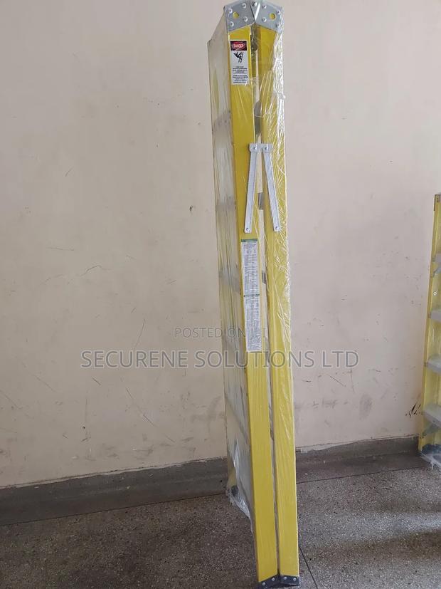 7ft/7steps/2.1m Fibreglass Double Sided a Type Ladders - thumbnail 3