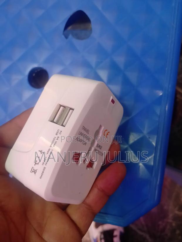 Europe Traveling Adaptor - thumbnail 2