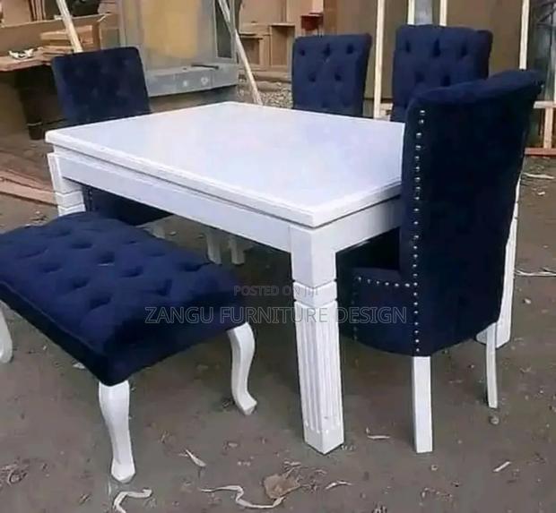 Dinning Set With Perfect Finishing - main view