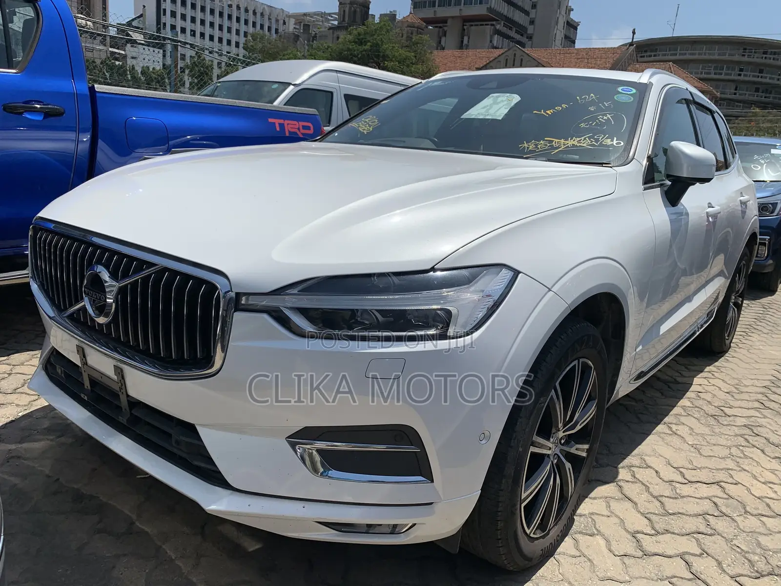 Volvo XC60 T5 R-Design AWD 2018 White