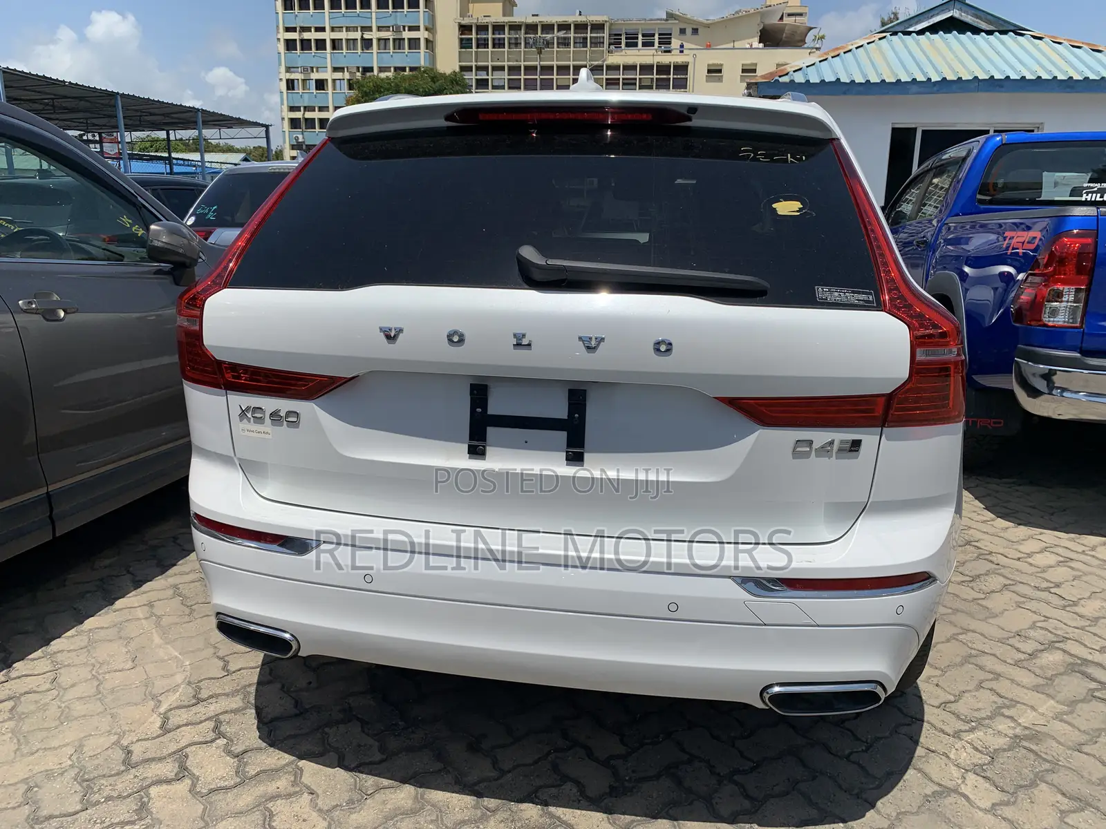 Volvo XC60 T5 R-Design AWD 2018 White