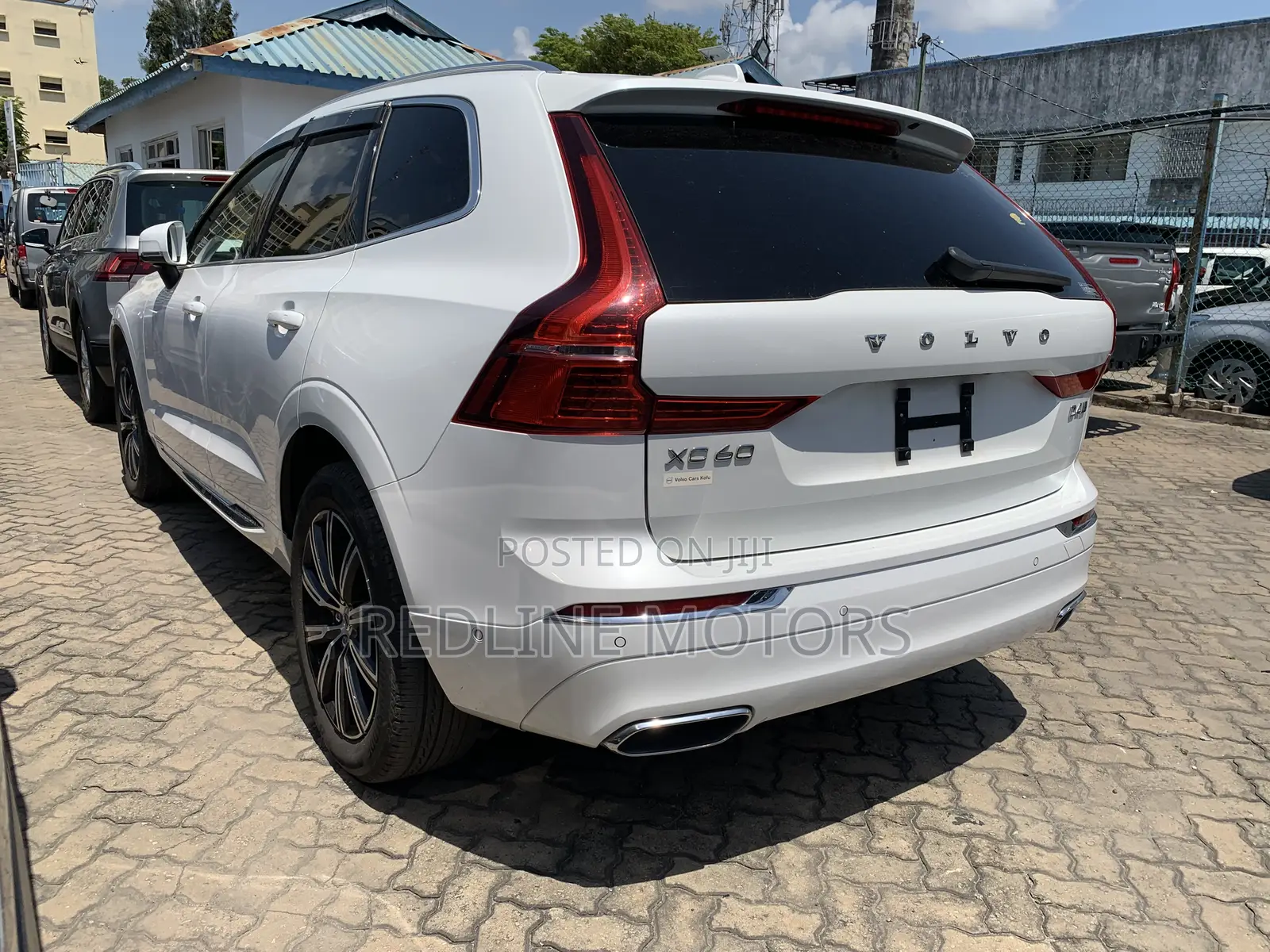 Volvo XC60 T5 R-Design AWD 2018 White