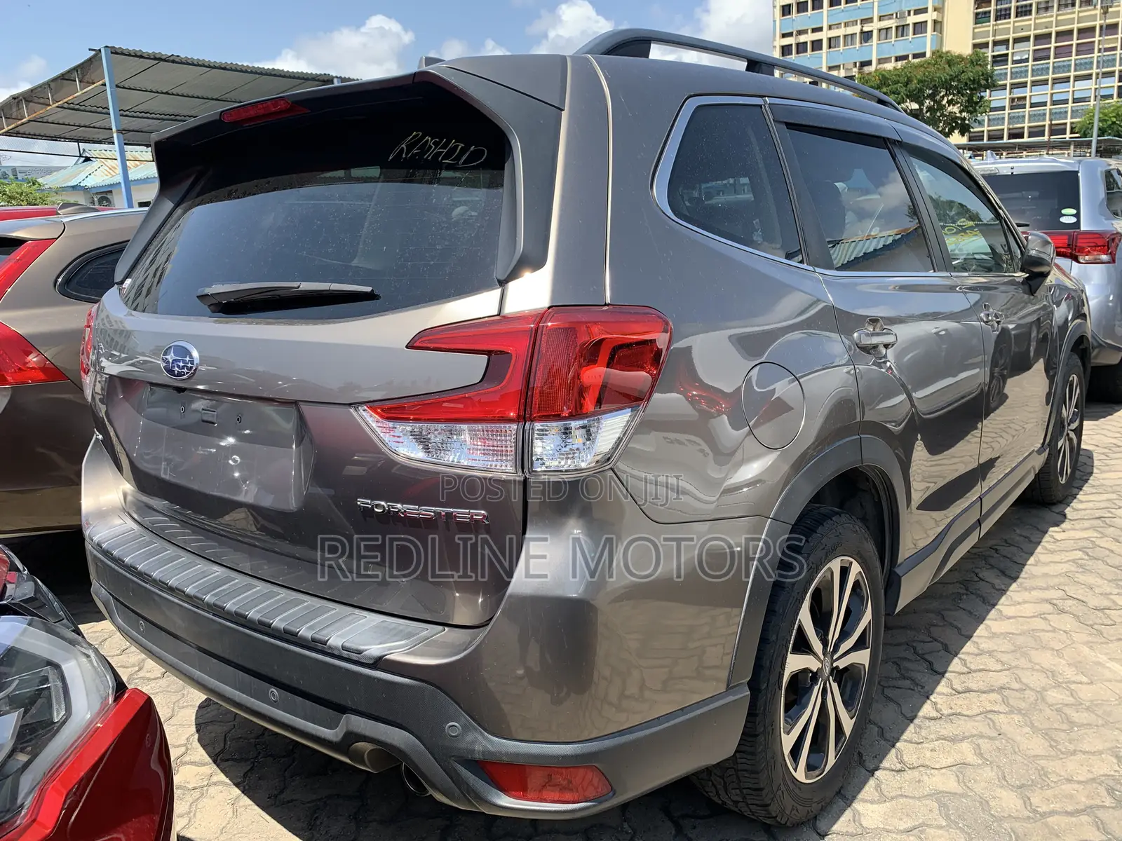 Subaru Forester 2.5i Limited AWD 2018 Gold