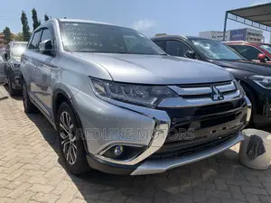 Mitsubishi Outlander SE AWC 2017 Silver