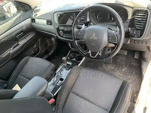Mitsubishi Outlander SE AWC 2017 Silver