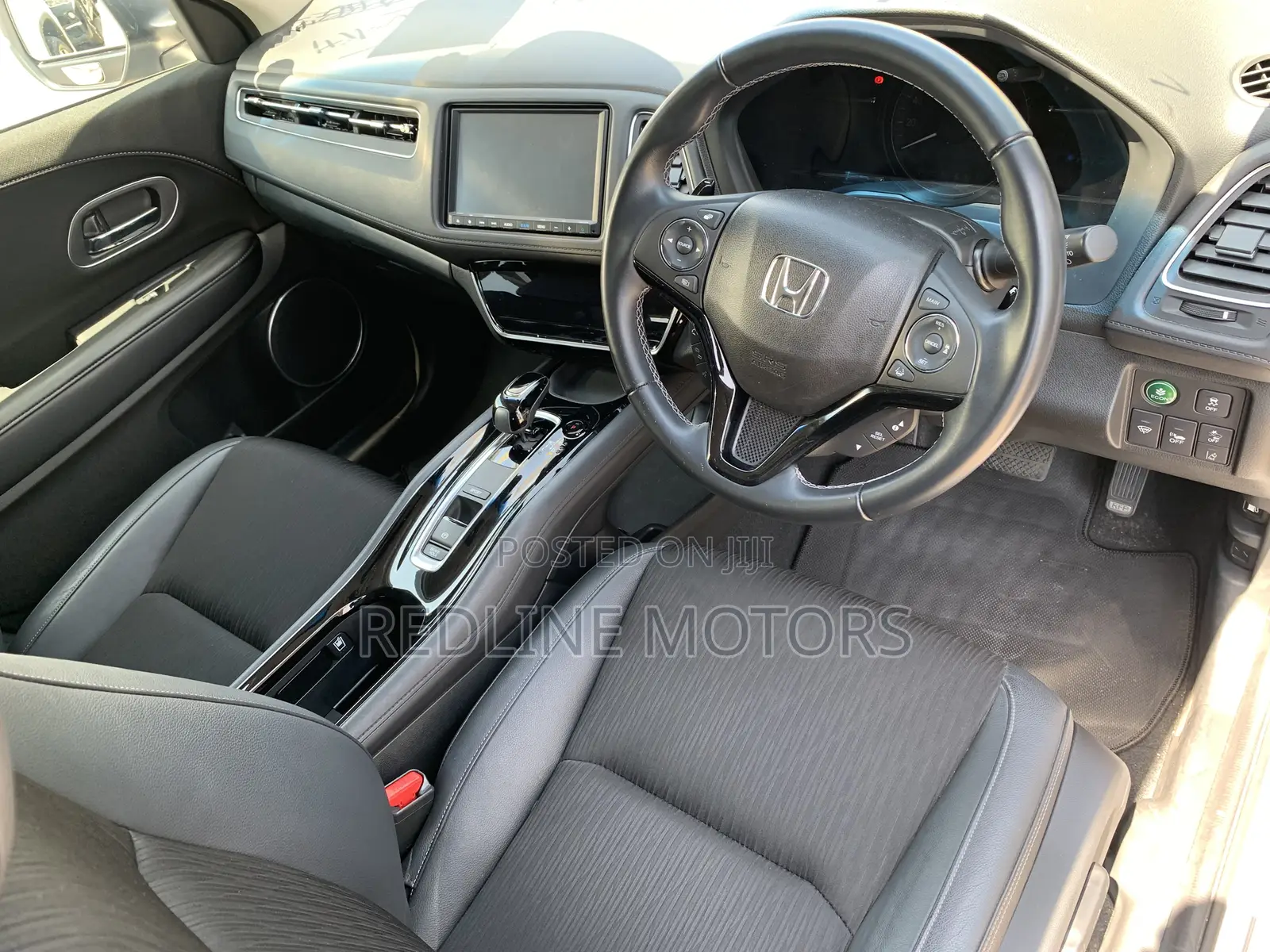 Honda Vezel 1.5 Hybrid 2WD 2018 Silver