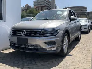 Volkswagen Tiguan 2018 Silver