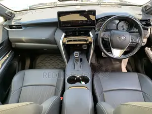 Toyota Harrier 2.5 Hybrid 4WD 2021 Black