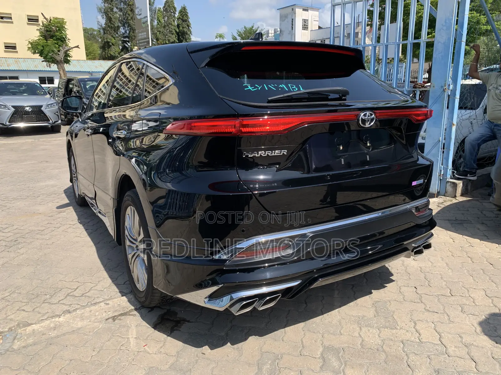 Toyota Harrier 2.5 Hybrid 4WD 2021 Black