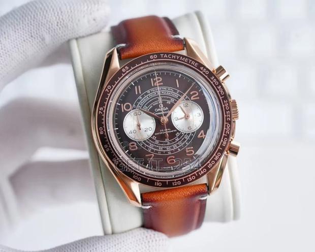 Omega Speedmaster Chronoscope - main view