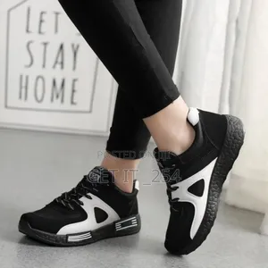*Ladies Classic Sneakers * *Size 35- 40* *