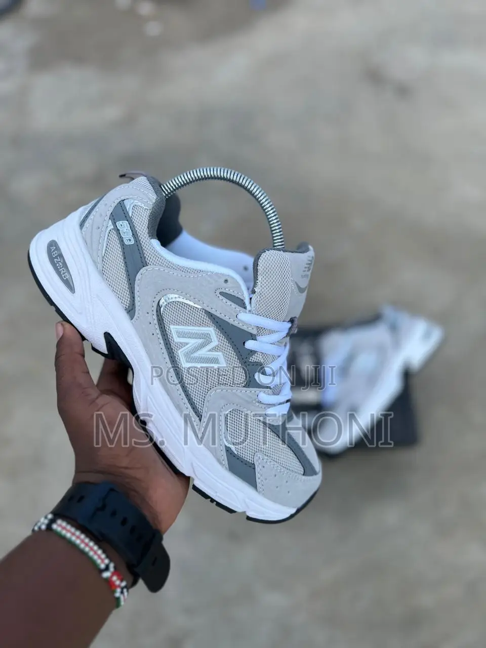 New Balance 530