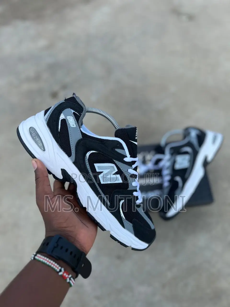 New Balance 530