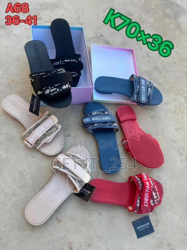 Sandal Restocked Size 37 42 - main view