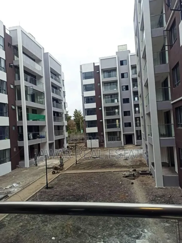 1bdrm Apartment in Mwananchi Road, Gateway Mall Area for sale