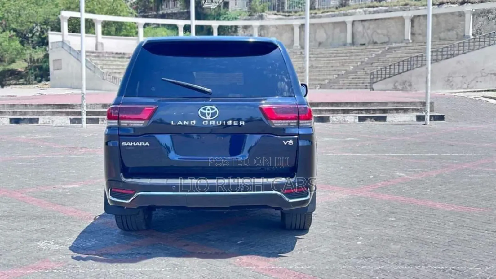 Toyota Land Cruiser 2023 Blue