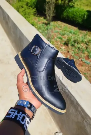 Men Chelsea Boots. Sizes:40- 44 /=
