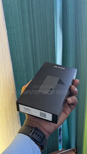 New Samsung Galaxy S24 256 GB Black