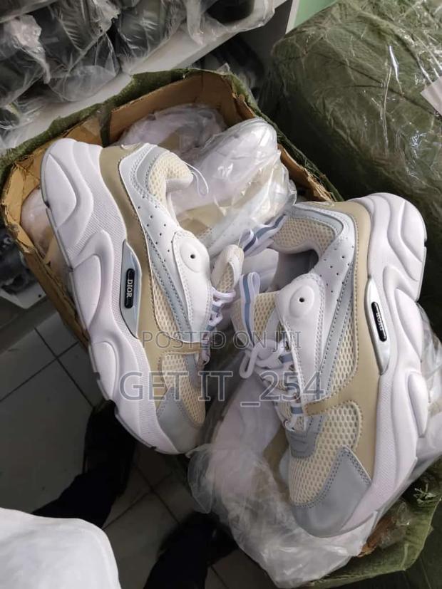 Dior Shoe Size 40-45 - thumbnail 3