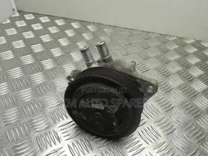 Toyota 1KZ Water Pump for Prado, Hilux Surf, Hilux, Hiace.