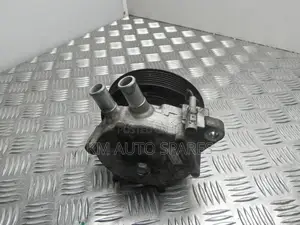 Toyota 1KZ Water Pump for Prado, Hilux Surf, Hilux, Hiace.