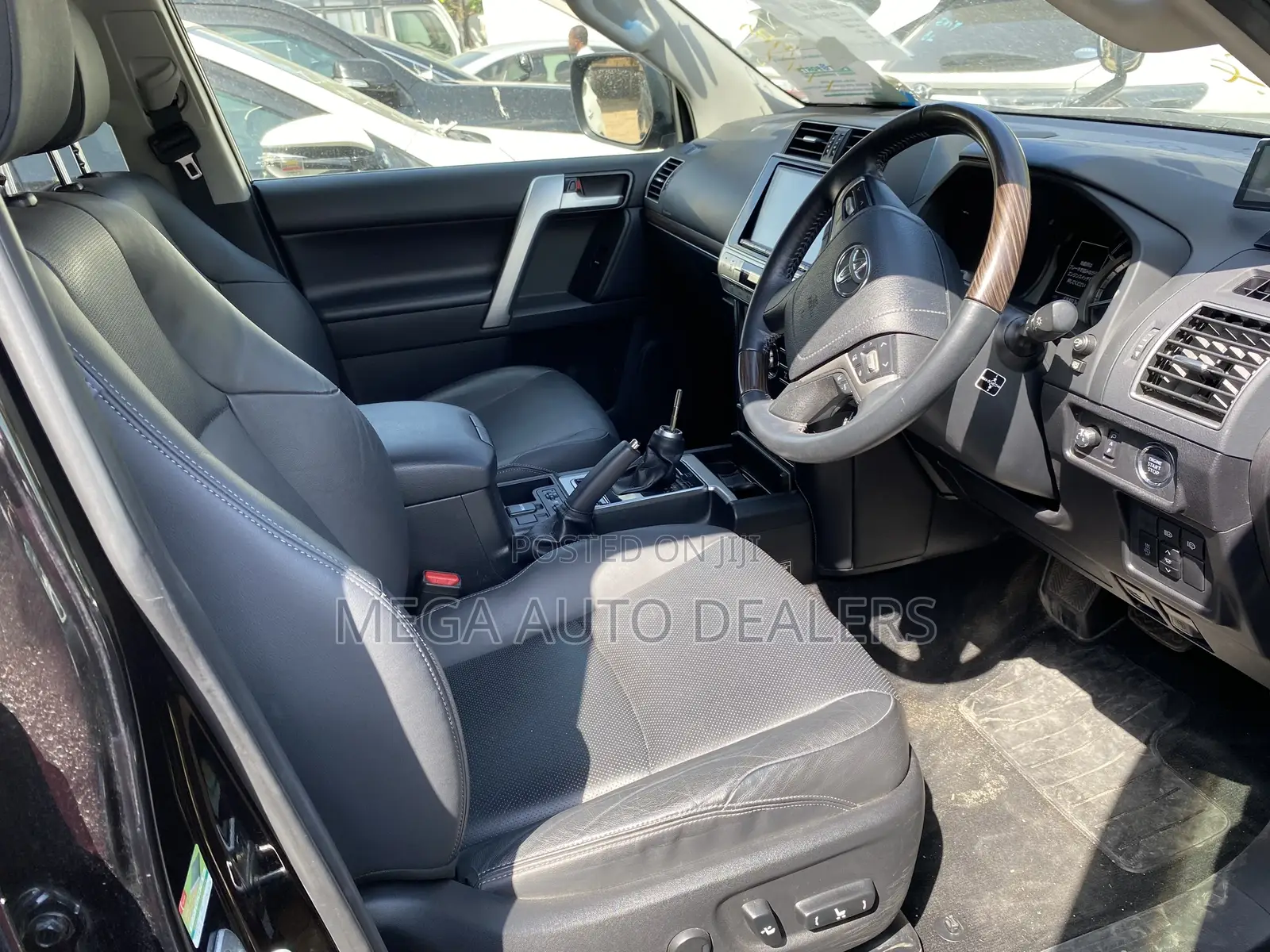 Toyota Land Cruiser Prado 2018 Black