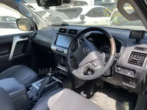 Toyota Land Cruiser Prado 2018 Black