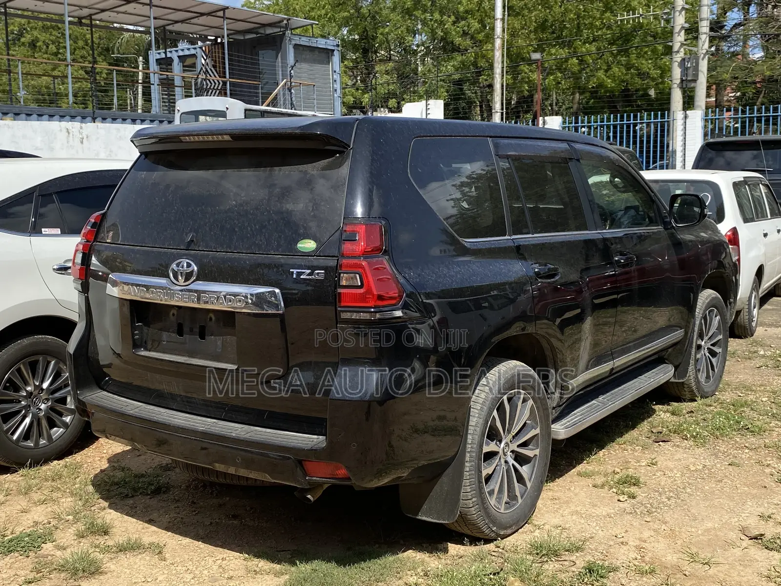 Toyota Land Cruiser Prado 2018 Black