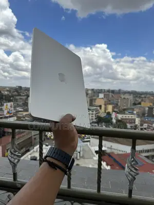 Laptop Apple MacBook Air 8GB Apple M2 SSD 256GB