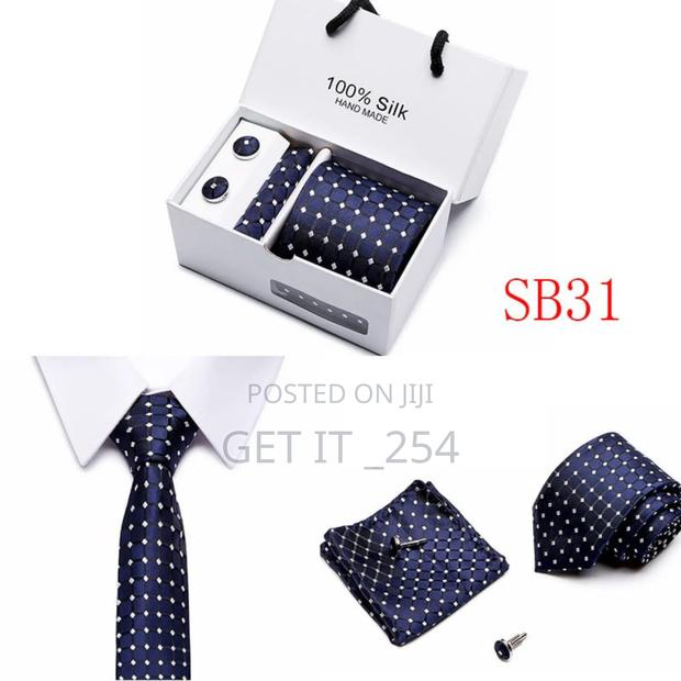  *100% Silk Tie Set* - main view
