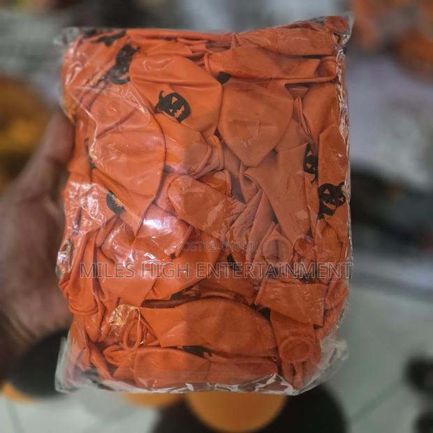 Halloween Balloon Decor - thumbnail 3