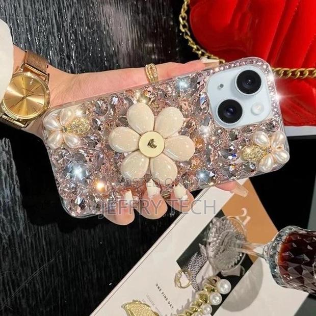 Hand-Set Diamond PC Phone Case for iPhone 14 Plus - thumbnail 3