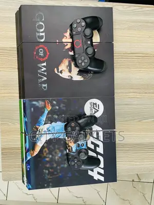 Sony Ps4 Standard Edition With Games Installed