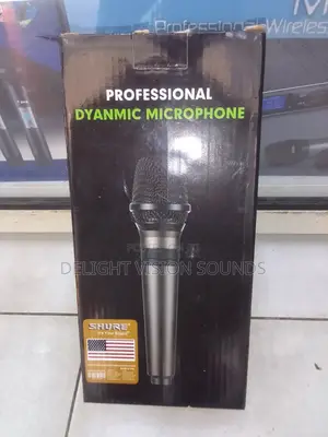 Shure Professional Dynamic Microphone