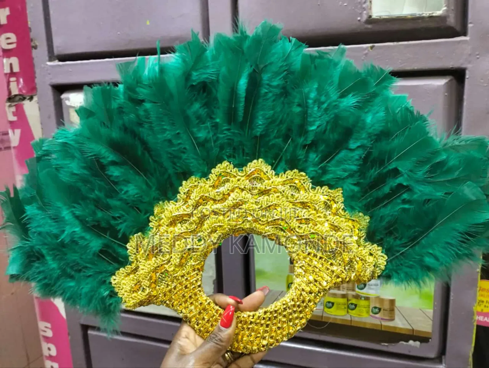 Classy Feather Fans