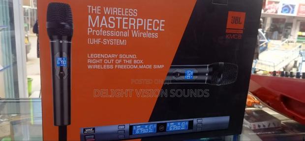 JBL KMC 8 the Wireless Masterpiece Microphone - main view
