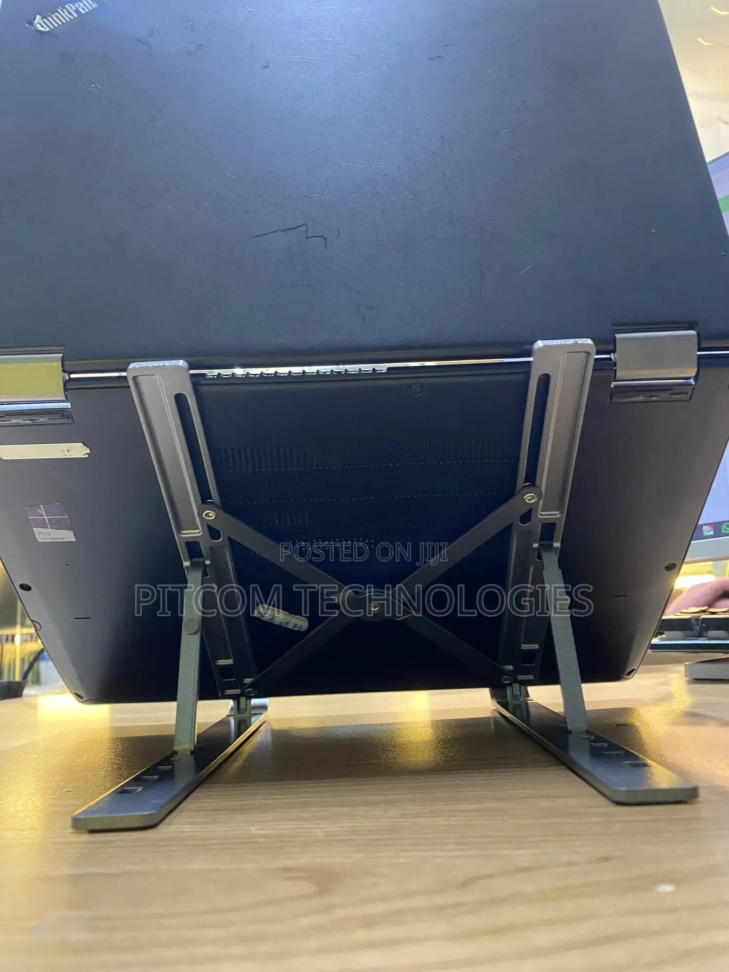 Adjastable Aluminum Laptop Stand